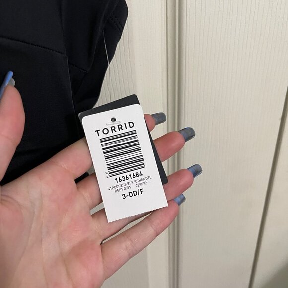 Torrid Womens Black NWT Underwire Ruched Retro Mid-Length Swim Dress 3X DD/F - Picture 6 of 12